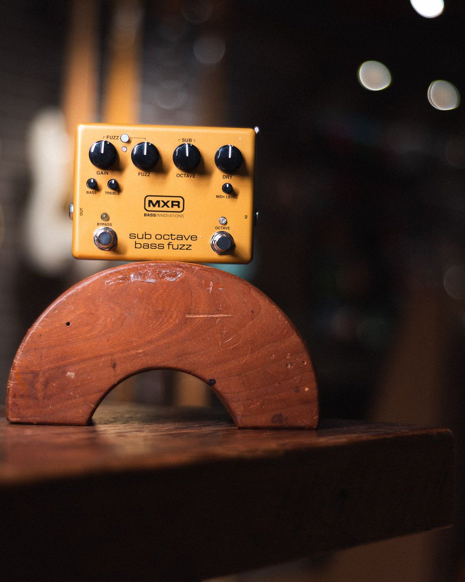 cmeBASSment's tweet photo. Vain mortals tremble at the sight. https://t.co/KRPLXeqaFV #chicagomusicexchange #thebassment #mxr #suboctave #bassfuzz #basstalk #bassplayer #tonemob #knowyourtone #gearwire #gearybusey #effects #pedals #effectspedals #pedalsandeffects #pedalboard #pedalgram #guitarpedals https://t.co/RYCOmkbN6C