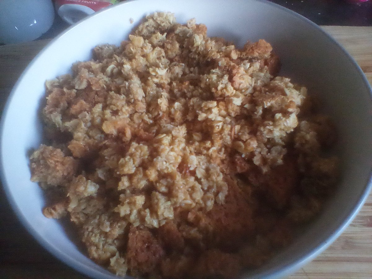 Karen_Dunn's tweet image. My nan was an outstanding baker. Her cakes were the stuff of legend. My mum is an outstanding baker. Her coffee &amp;amp; walnut cakes are epic. I cocked up flapjacks &amp;amp; ended up with some kind of weird granola thing. We're covering it in milk &amp;amp; having it for breakfast tomorrow! #cantcook