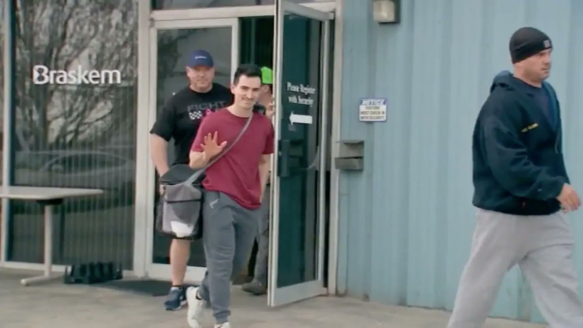 EWToIVQWoAAyCtk?format=jpg&name=medium