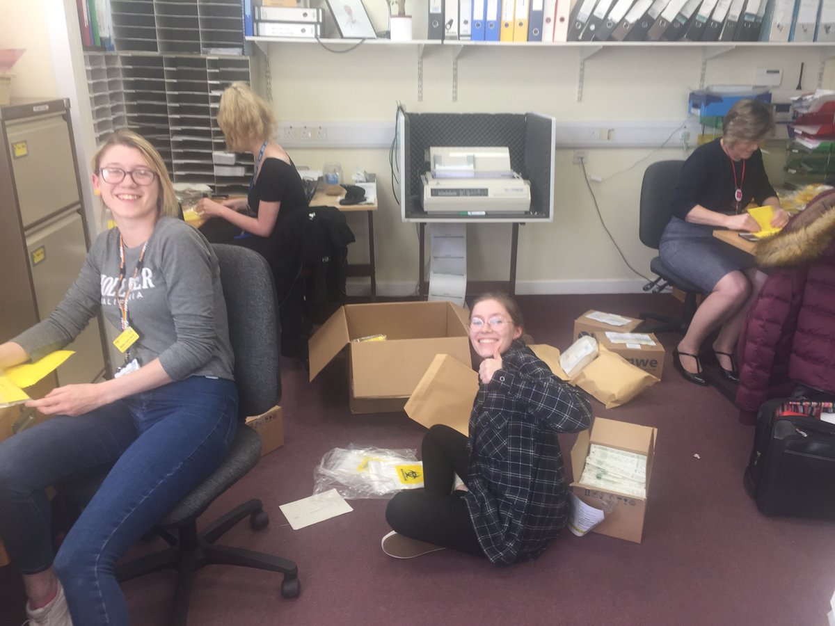 EKHUFTPathology's tweet photo. Such a fantastic Pathology and Care group team effort involved in #COVID19 testing @EKHUFT. Over 600 tests performed today! 👏🏻 👏🏻👏🏻#teamwork #ProtectTheNHS https://t.co/iuvQTC5kQ7