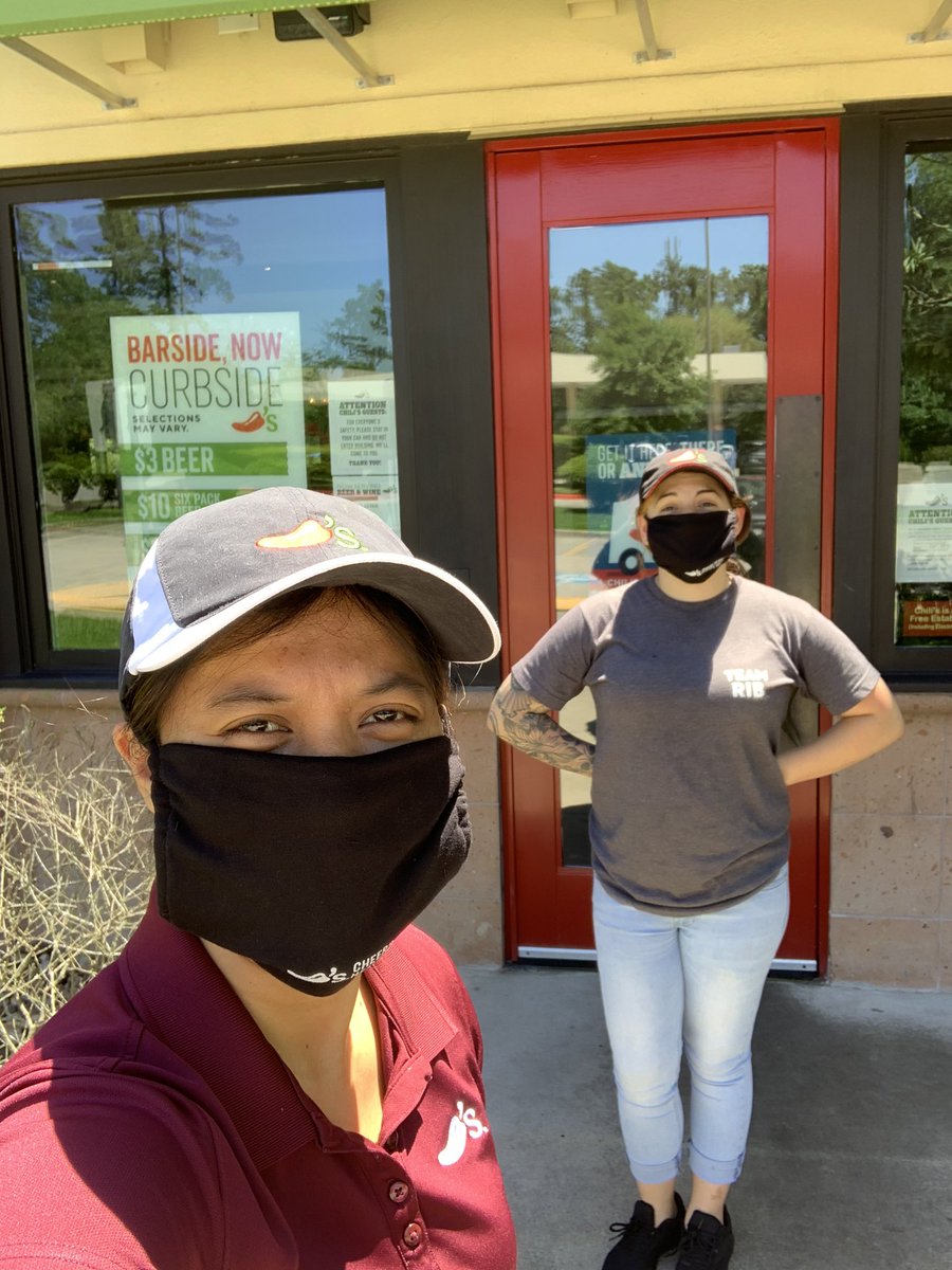 georiz15's tweet photo. Finally got our mask! #safety #chilislove https://t.co/0BwGbncunT