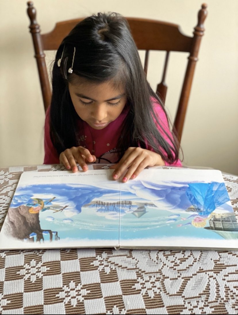 Clearview_ELL's tweet photo. It’s reading day for Virtual Spirit Week. Love these photos that are coming in!! #hpsdawesome @clearprincipal https://t.co/W4VEN0WhXJ