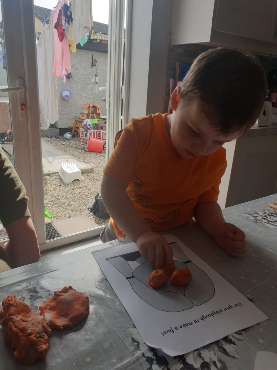 DeansrathCoderd's tweet image. Let’s keep the momentum going with our go fund me campaign so we can continue to keep these children smiling! And continue to provide essential food packages to family’s  keep sharing and donating every little helps gofundme.com/f/deansrath-cl… @EOBroin @curranjohna @CllrFranTimmons