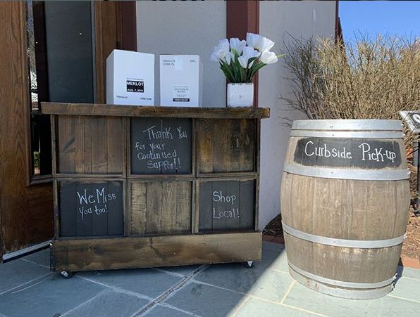 Did you know that you can order #VQA #ONwine directly from a winery? We may have to #PhysicallyDistance ourselves from others, but we are still able to support our family-farm wineries by placing #online orders for home delivery or contactless #curbside pick-up. #SupportLocal
