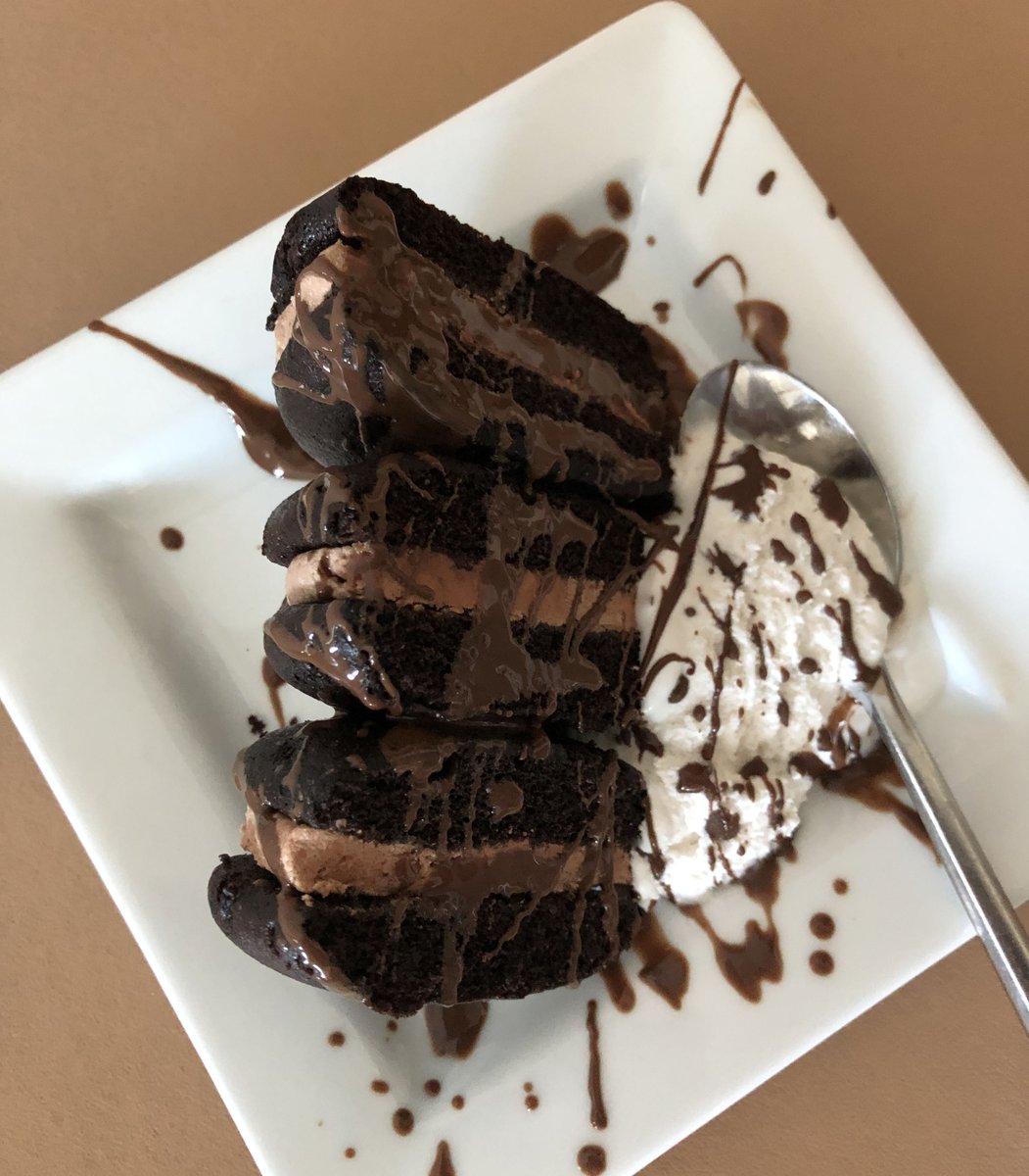 PipingGourmets's tweet photo. Tag a chocolate freak, or any old freak. https://t.co/Hb4F8hvUaa