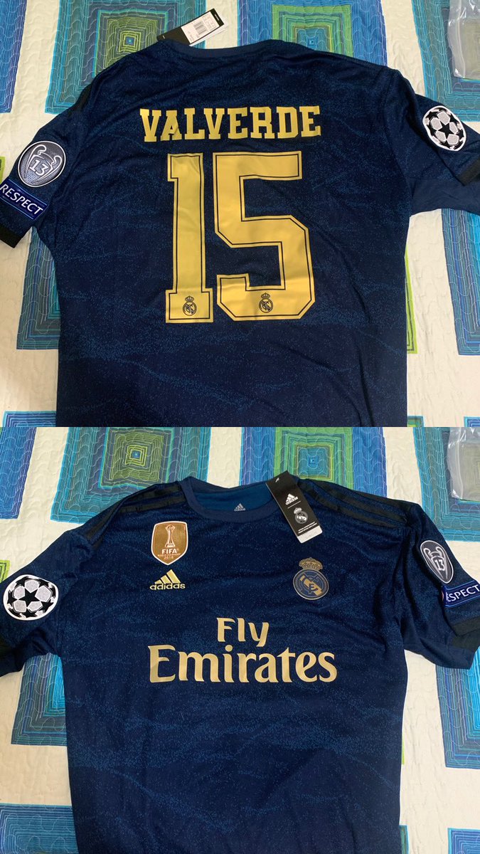 ICC1988's tweet photo. Nueva adquisición, madridismo en vena siempre y si es de este ídolo mejor @fedeevalverde
#OnlyRMCF https://t.co/9q4GqQE7uK