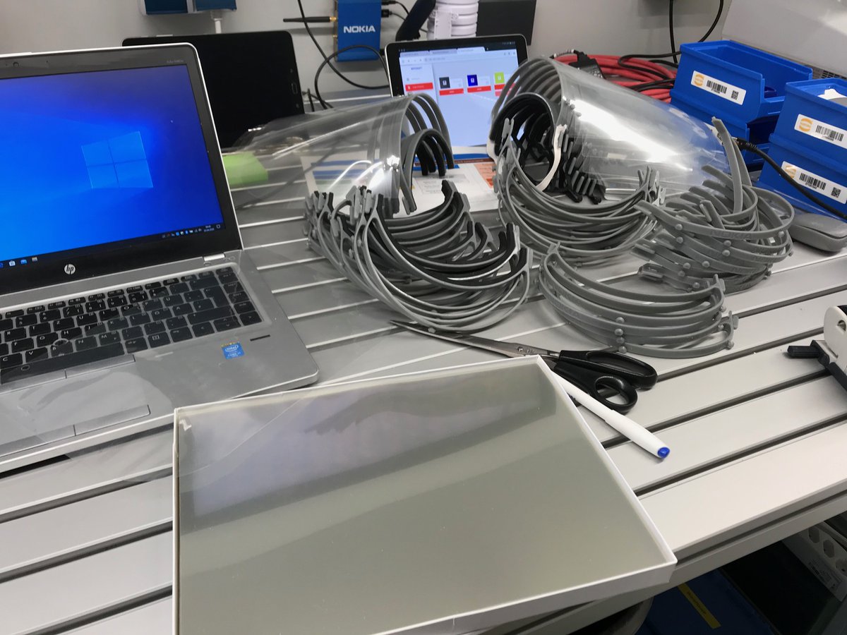 RFrohler's tweet photo. Eine Massenfertigung ist mit den gegebenen Mitteln nicht möglich, aber wir werden in der nächsten Zeit weitere Visiere produzieren – ca. 50-60 Stück pro Woche – und versuchen damit im medizinischen Bereich zu helfen.

Bleibt gesund euer Robert Fröhler https://t.co/3nqlwWkpI9