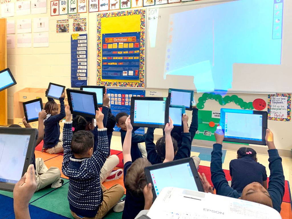 FriendsofNTA's tweet photo. Help kids access remote learning and stay connected! We’re fundraising to close the technology gap for NTA students. Give today at https://t.co/XO26FRiLCQ https://t.co/VORqc651n0