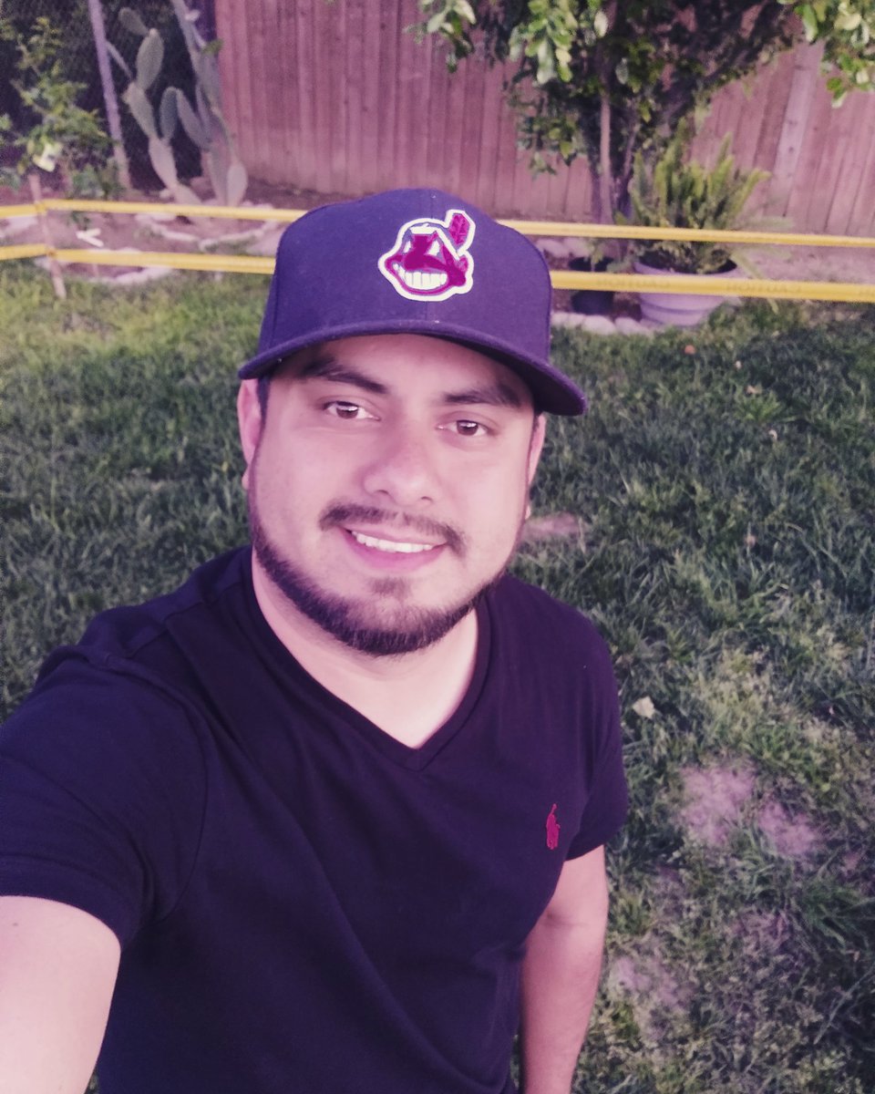 Aqui saludandolos por este medio, les mando un abrazo fuerte y que dios los bendiga en estos tiempos dificiles y siempre!!!