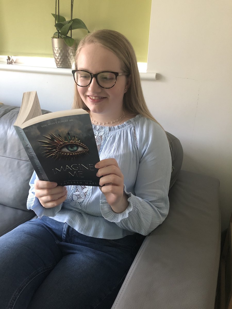 Staff member Sarah recommends 'Imagine Me' by Tahereh Mafi, which we’ve been told is perfect for fans of Stranger Things. Her cat, however, doesn’t look too impressed with 'If Cats Disappeared From The World'  by Genki Kawamura  #ReadingHour  #WorldBookNight