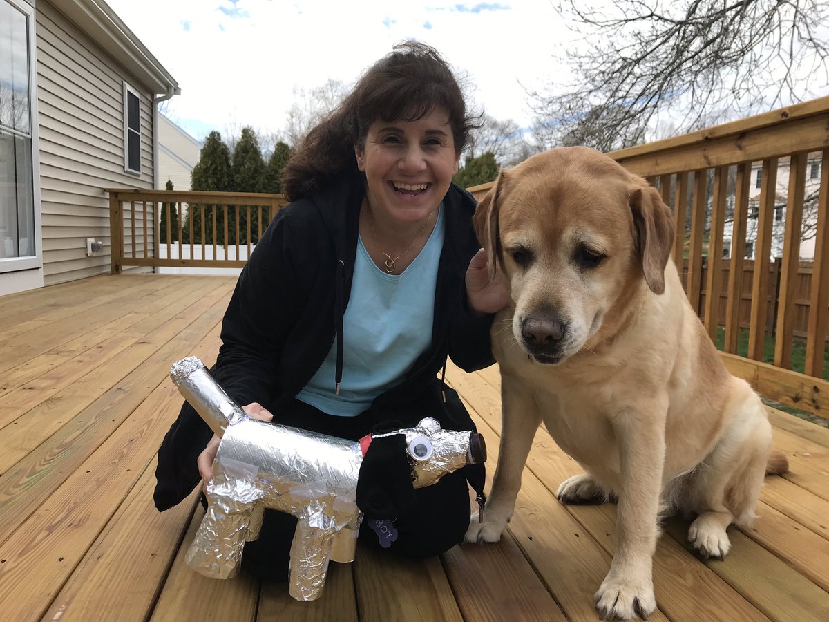 jagdago's tweet photo. Almond and I had fun building our recycled robot, “Bot”!!!! @kimbergarten,@MikolazykWBPS,@adwb10 https://t.co/1loaLiqSS1