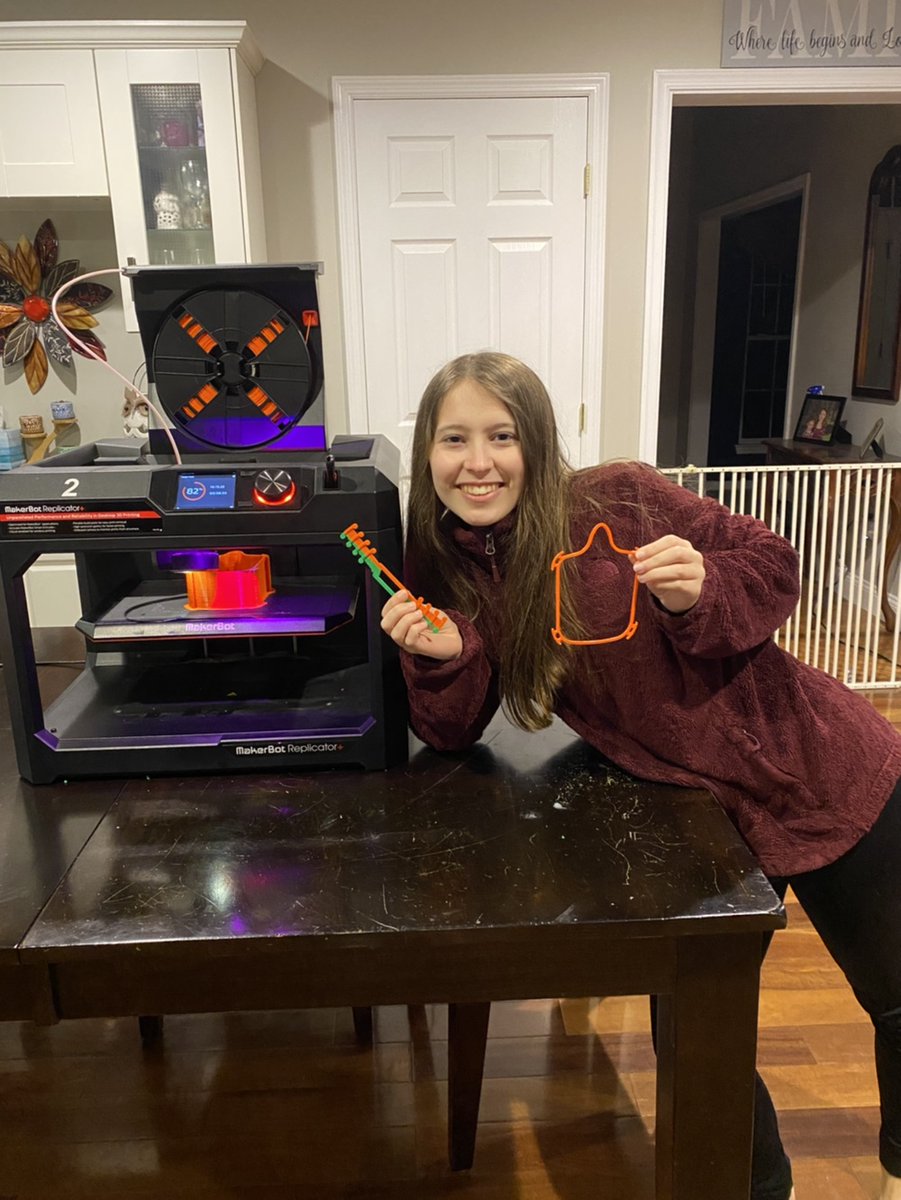 pbowman62's tweet photo. @TVTEengineering TVTSA students printing PPE for the Berks PPE Resource Network https://t.co/XDTTwhYgSF