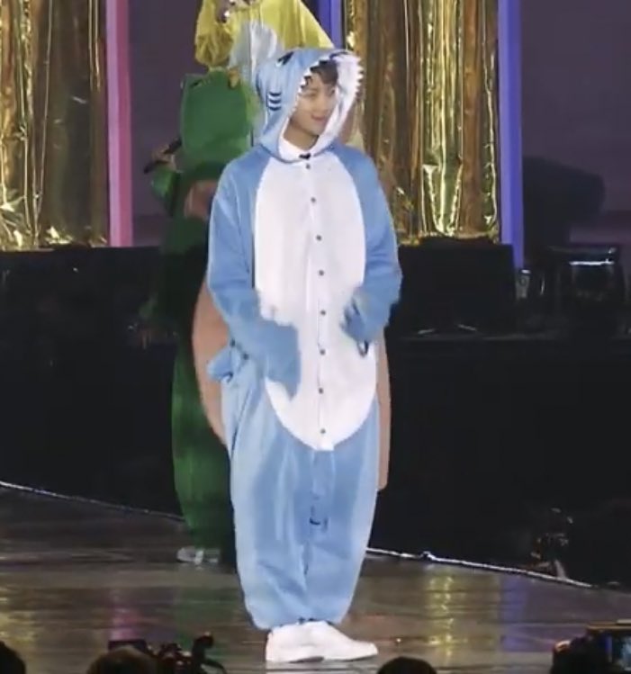 namjoon being the hottest mf out there ; a very dangerous thread