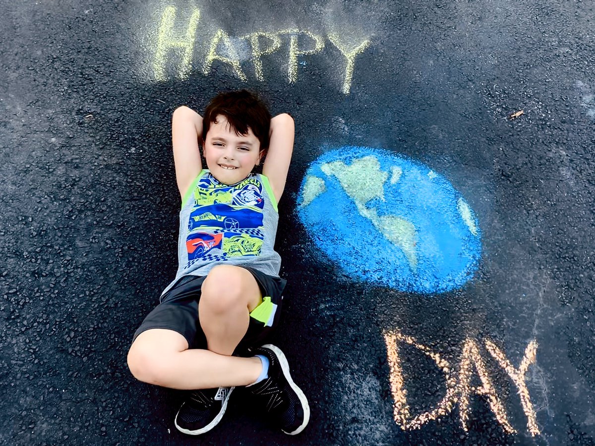 AMTIGNOR's tweet photo. #quarantine #chalkfun https://t.co/JjTXmDxtRY