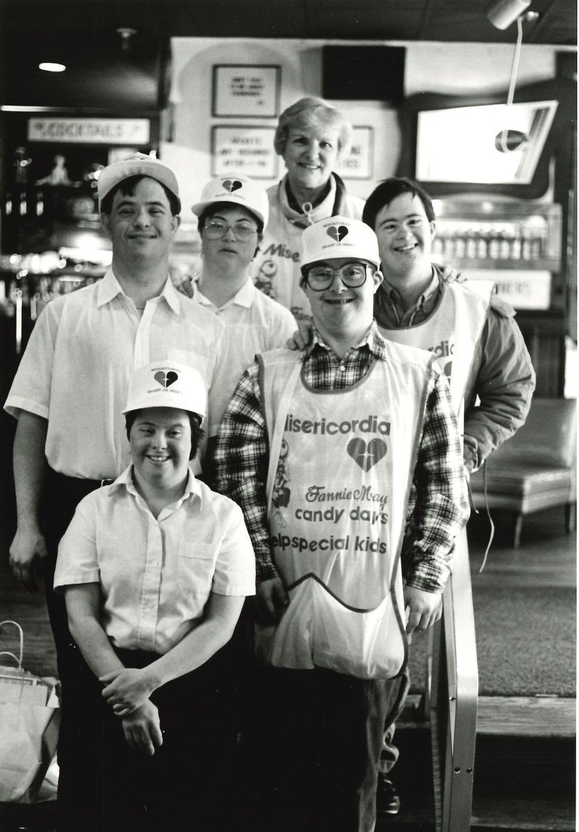 heartofmercy's tweet photo. Throwback Thursday! The early days of Candy Days! 34 years strong! Tomorrow is the big day to donate online! We may not be on the streets collecting donations, but you can still help! Don't forget to donate tomorrow and Saturday! #CandyDays2020 https://t.co/VE65GnsT7Z