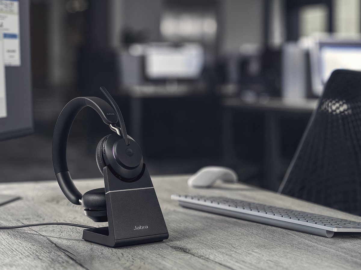 nrpena's tweet photo. I learned about @Jabra_US #Evolve2 #Headsets during @showstoppers #vitural @zoom_us #press #meeting today! Def check out the #Evolve285 or #Evolve265 is looking for quality #wireless #headphones! #Evolve240 are the #wired version & less $$!!! https://t.co/T7ARzmAcJn