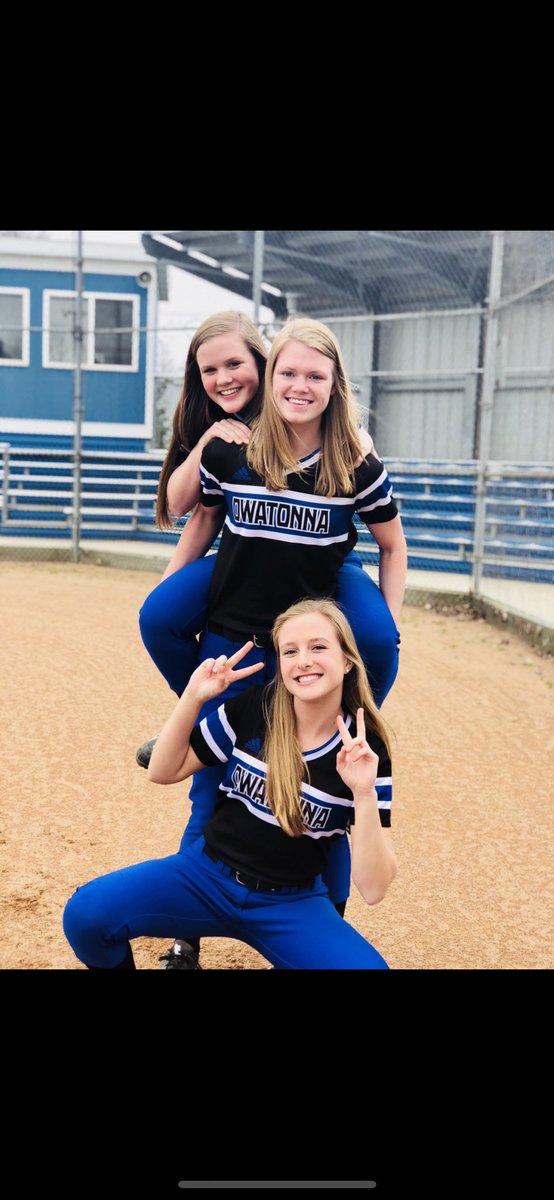 anna_vetsch's tweet photo. My heart is broken and I’m lost for words. Even though my time on the field was cut short, I will cherish the memories I have made with all of my amazing teammates. Thank you Owatonna softball for pushing me to become a better athlete and person. #foreverahusky @otownfastpitch https://t.co/n8kYlplpwS
