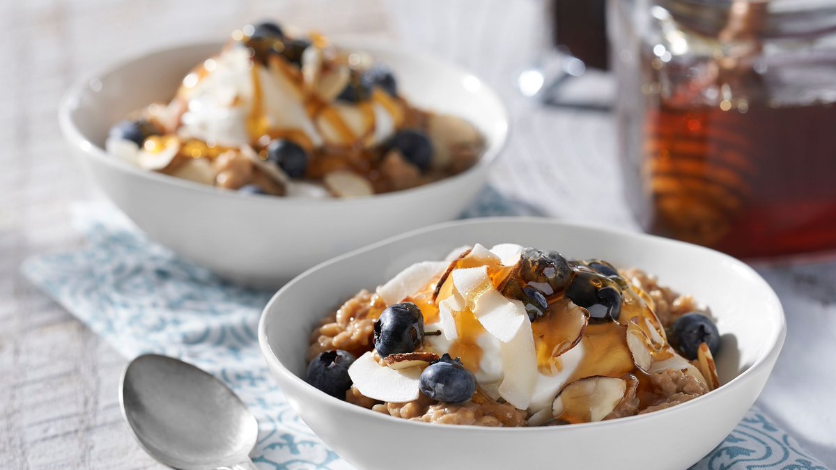 NationalHoney's tweet photo. While #EarthDay50 itself may be over, the celebration continues! For all they do to keep the planet going and growing, we're sharing 10 recipes that are made possible by the hard work of #pollinators. Check them out here: https://t.co/3jMS0lu385 https://t.co/HiZFzrzUBa