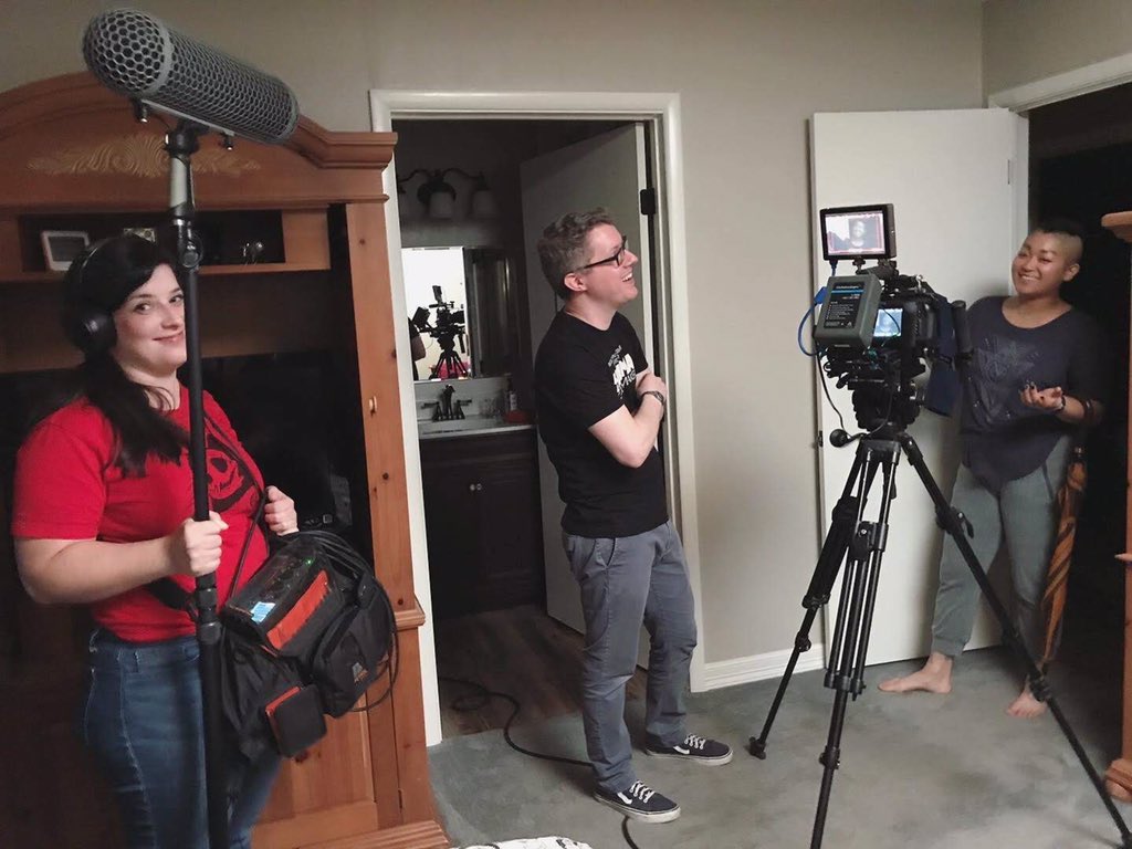 lefteyeburns's tweet image. FRIENDS! Aside from Shifter getting into @deadcenter this year I’m SUPER excited to announce my solo directorial debut short film HOME SWEET HOME will ALSO be part of the fest!

Can’t wait for you all to see it! #itsgonnabespooky #dcff2020