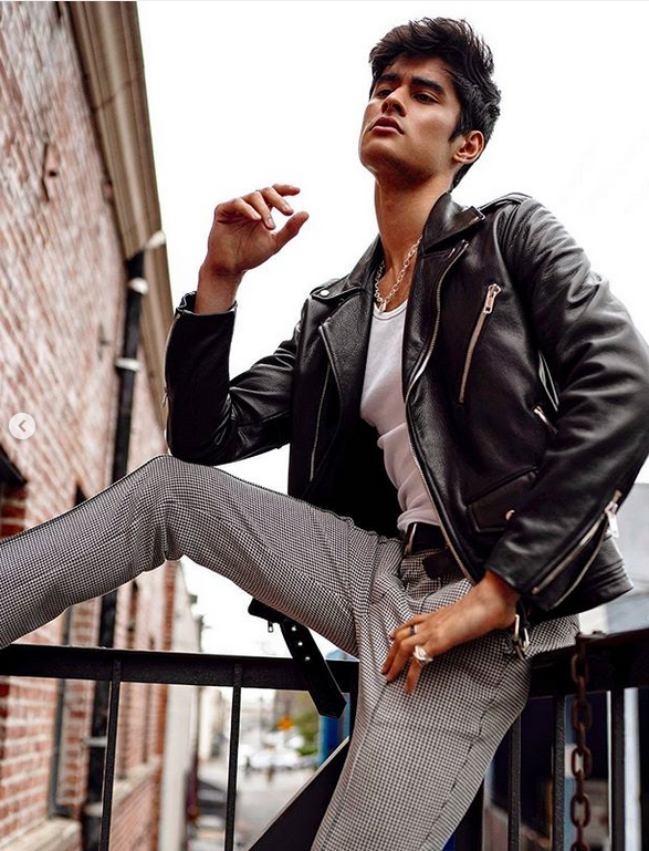 MrPeaksNValleys's tweet photo. #throwbackThursdayInterview Jeff Langan in a feature & interview from April, 2018. Below pics by H. Su. FREE feature. Click here: https://t.co/Dne0YbH4bT https://t.co/yCNcNFICC7