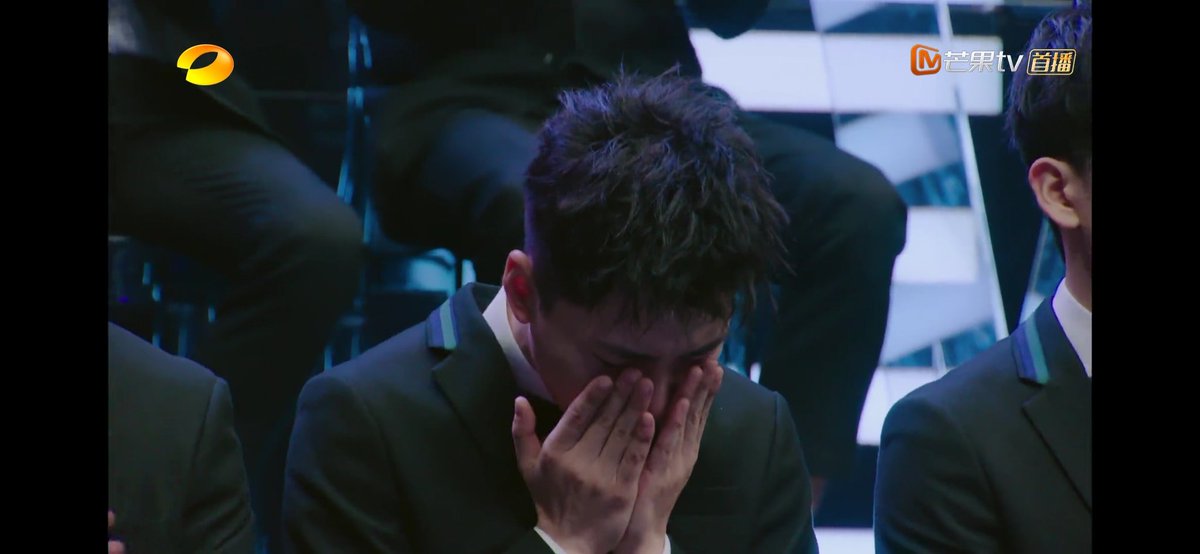 ALSO that one time they said dong pan had no emotion and now he's out there, last episode, on the verge of tears every single second. stop making him CRY, it hurts me.