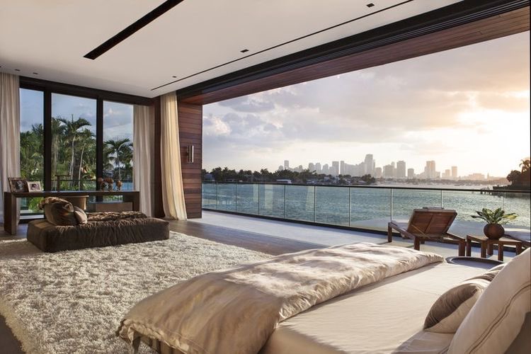 Choose one: master bedroom w/ a view