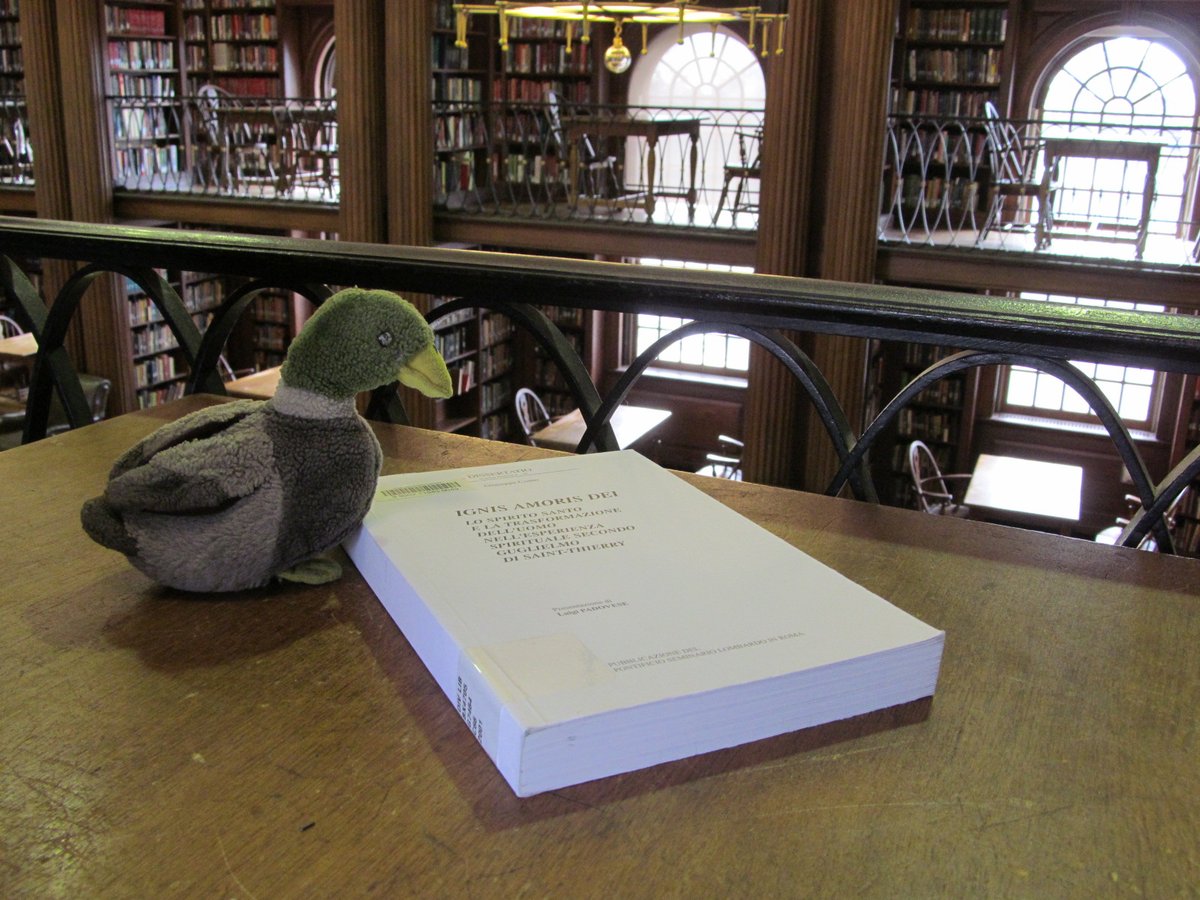 DuckContinue's tweet photo. For #ThrowbackThursday during #NationalLibraryWeek, Mr. Duck revisits a long-past visit to @ydslibrary in #NewHaven. https://t.co/flGj6uRfM1