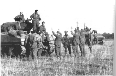 generalMaczek's tweet photo. 📆21 kwietnia 1945 /  #1DPKalendarium

1. Dywizja Pancerna zdobywa Papenburg

➡️ https://t.co/deGPxSRqVA https://t.co/tlkaW8dDlr