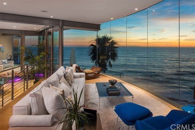 Choose one: living room w/ a view