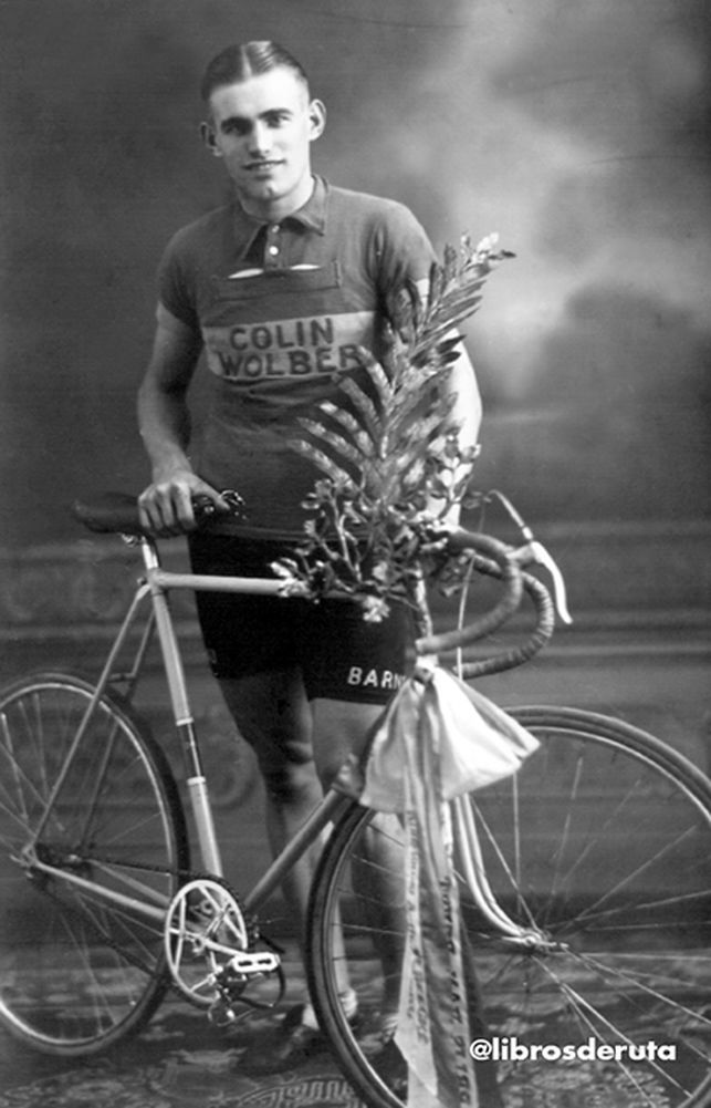 CyclingHistoria's tweet photo. El Frances Maurice Garin gana el primer Tour de Francia  en 1903 
El Italiano Luigi Ganna. gana el primer Giro de Italia en  1909  
el belga Gustaf Deloor gana la primera Vuelta a España,  1935, https://t.co/y2iZUdxNzS
