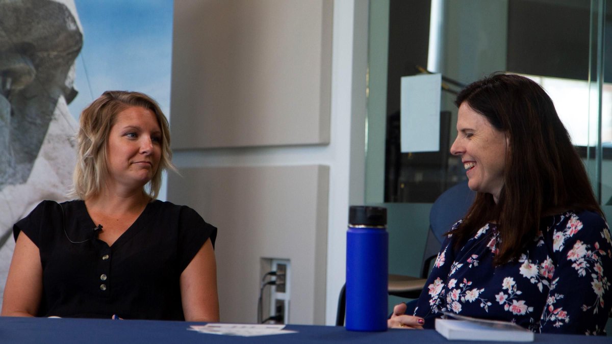 Meg_McNeese's tweet photo. Listen to our latest interview with Lori Walsh @MomentSDPB !
 We always enjoy her show!
Listen: https://t.co/95Lf4pwNNf (12 min)

#SDPB #InTheMoment #CoronavirusOubreak #Business #LeadThroughChange
#StayTheCourse #LeadershipThoughts https://t.co/RMTRXMwxHI