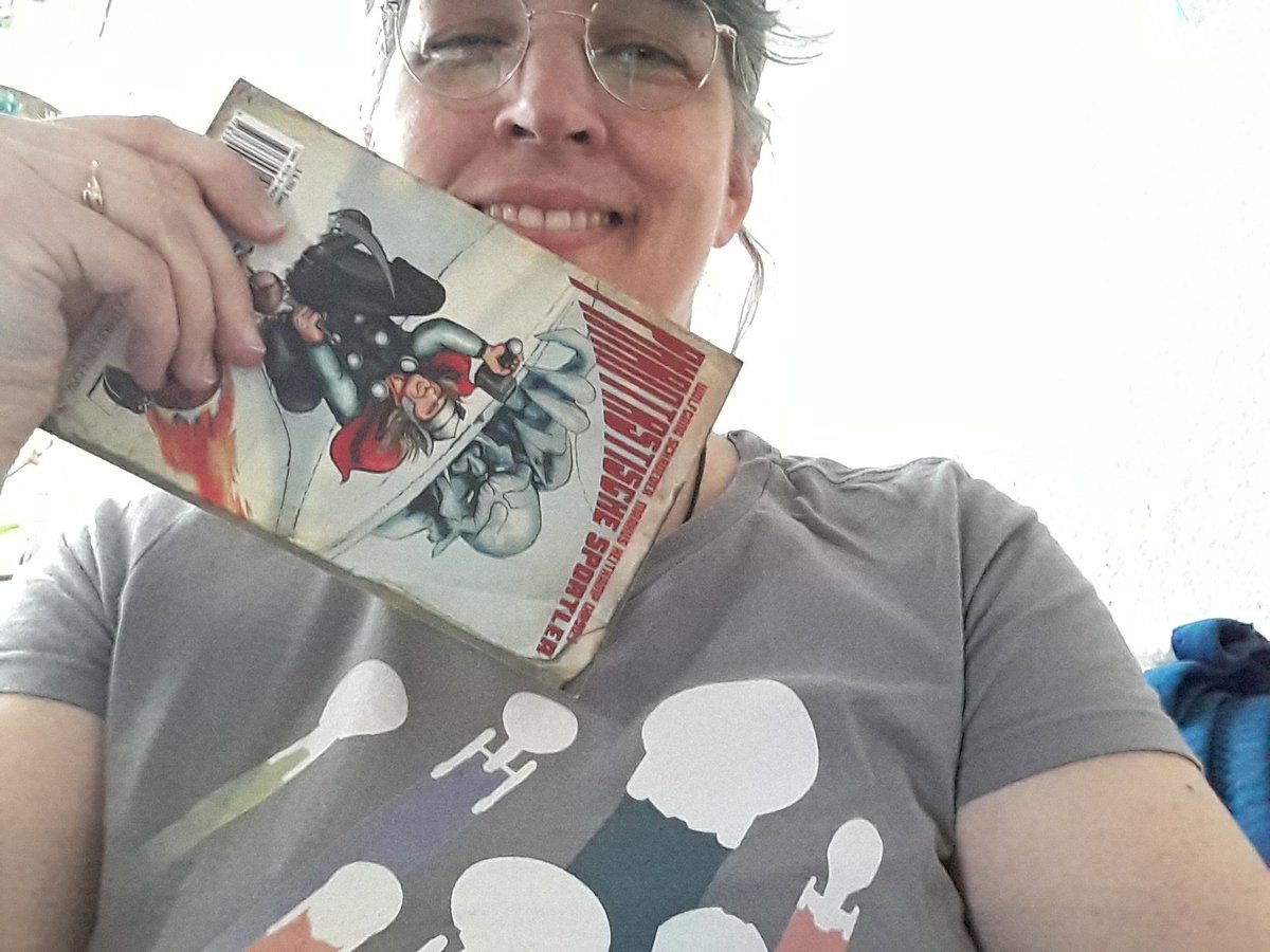 #behindeverybook stecken manchmal viele AutorInnen. #WorldBookDay