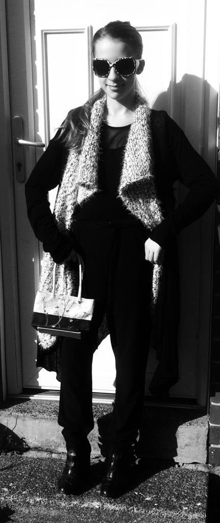 Miss Robb RE tweet media