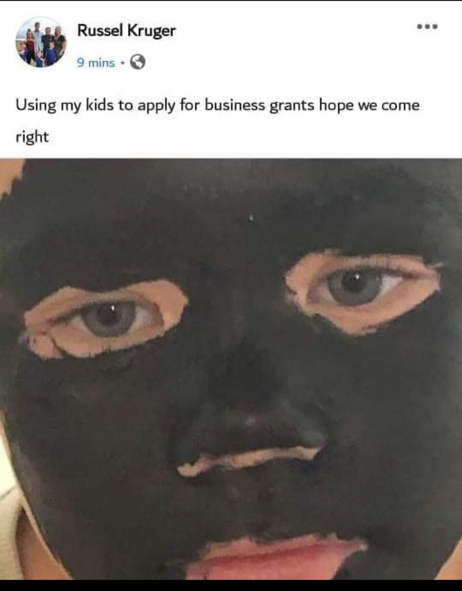chinya_bru's tweet photo. In my whole life I've never experienced racism like what I just saw, Mr Russel Kruger painting his child in black ( what was he trying to imply by doing this? ) and then has the audacity to state "this is a form of getting government grants"

#saynotoracism 
#russelkrugermustfall https://t.co/TETTOfPFFw
