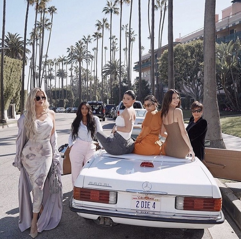 kardskatchup's tweet photo. Together again ❤️ #KUWTK https://t.co/EDITEGhboR