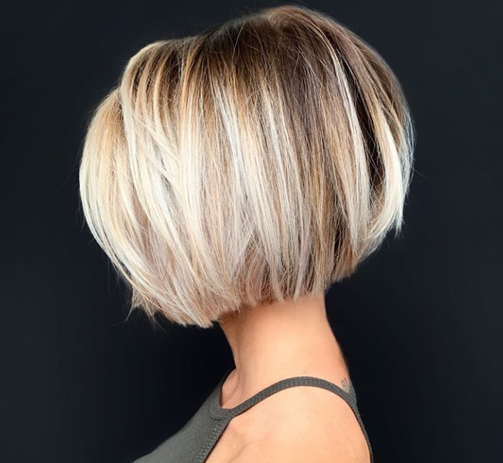 AloxxiHair's tweet photo. This just looks fantastic. Blended buttery blonde from @styled_by_carolynn π #UltraLIGHTENER #ShortHairDontCare #AloxxiColor #Repost https://t.co/cBspOc6Qa4