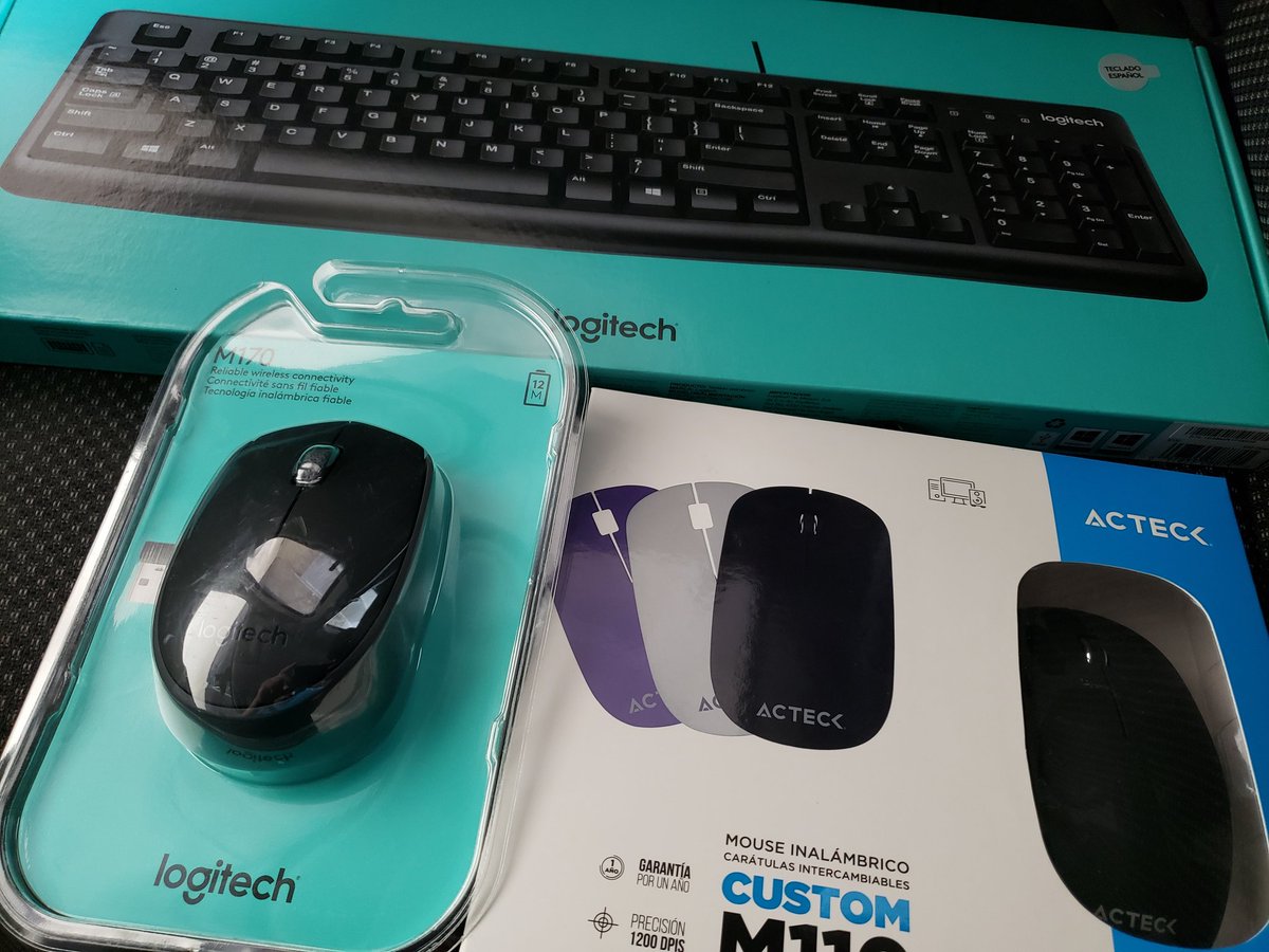 alexlozagui's tweet photo. Esta mañana entregando estos accesorios en Blanquita de la laguna
#teclados #mouse #reynosa #computadoras #serviciotecnico https://t.co/Kf5ISdA9Kw