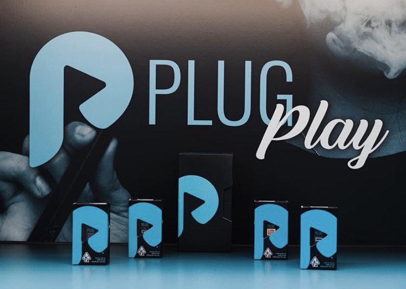 Sleek &amp; discreet 💨What’s your favorite flavor from <a href="/plugplayallday_/">OFFICIAL Plugplay®️</a> 🔌🤔
#plugnplay #spring #quarantinelife #vapecart #thursdayvibes #cannabiscommunity #atriumtopanga