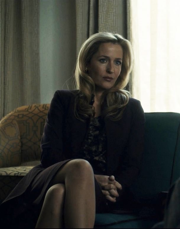 gillian anderson characters as buy me pads texts