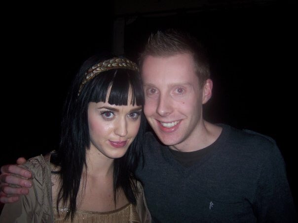 A thread of my girl and me. From the beginning to the end.  @katyperry  Little Noise Sessions - London 13/11/2008