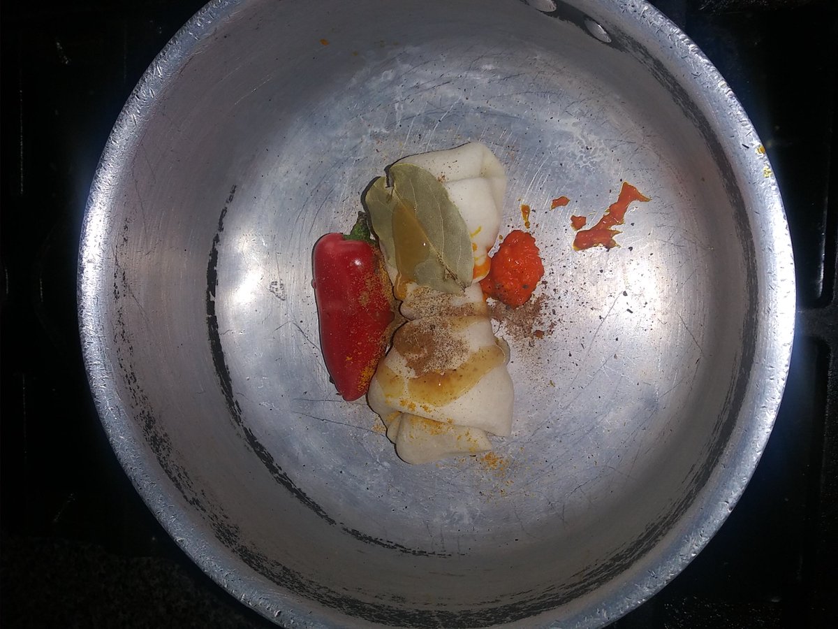 Tenji95's tweet photo. #CookingTV Gabe gave me the idea to boil the dog bone in stock, and Cleo ate finally ate it! So yes? Thank you @smalldoghaver ! https://t.co/t6FfuQCawf