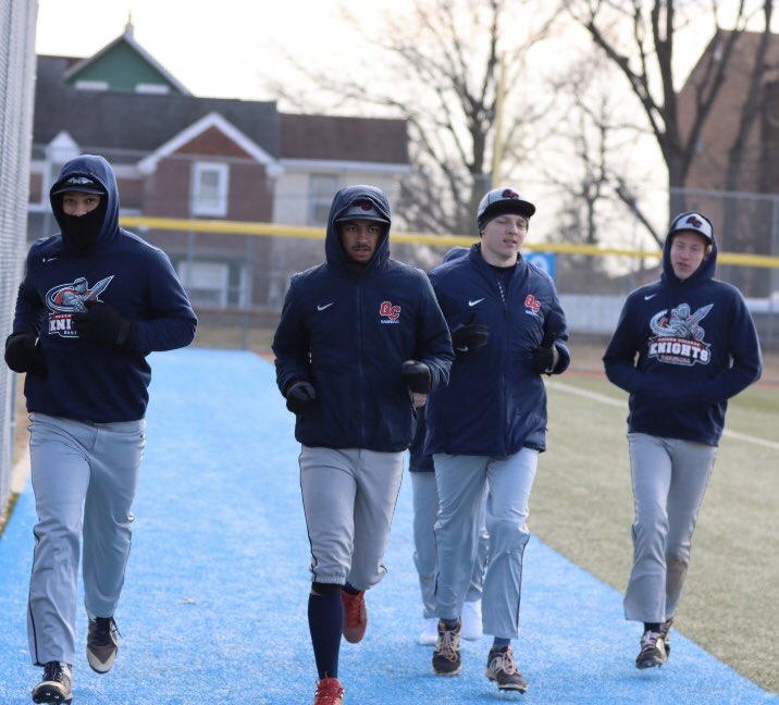 QC_Baseball's tweet photo. Just getting those legs loose in between innings #thursdayTrots #missingbaseball #teammatesfirst https://t.co/3N4Ji2uFUl