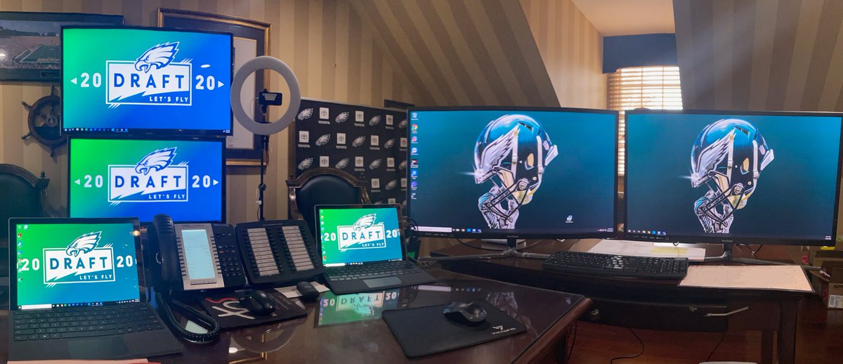 Eagles's tweet photo. Howie Roseman and Doug Pederson are ready for tonight’s #EaglesDraft. Are you?
@Verizon | #FlyEaglesFly https://t.co/cKb9XMsqKA