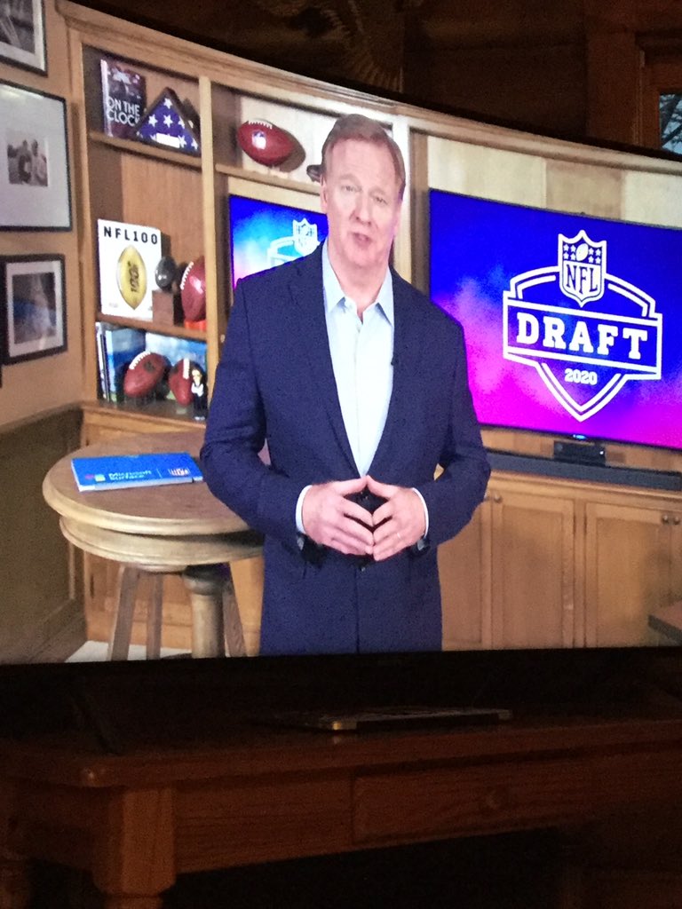 pick_central's tweet image. I’m in.
#BooTheCommish