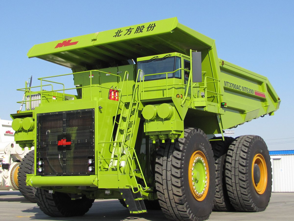 im_mining's tweet photo. China's #miningtruck leader #InnerMongolia #NorthHauler (#NHL) is partnering with Chinese #mining #autonomy #retrofit systems company #Tage #Idriver to supply a fleet of 10 new 186 t electric drive autonomous #NTE200AT trucks to @ChinaSPIC #futureofmining https://t.co/R4edFzBFwy https://t.co/zgYfgn0CHn