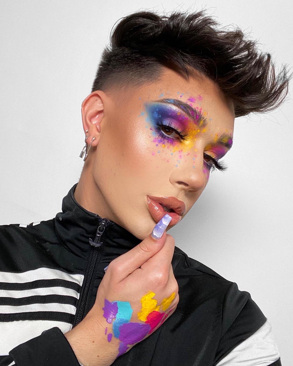 jamescharles's tweet photo. My beauty competition show, #InstantInfluencer premieres TOMORROW. 🔥🎨  I cannot believe the day is finally here, I hope you are as excited as I am. 🥺 Streaming FREE on YouTube tomorrow April 24th, 12PM PST 💞 https://t.co/1GjNqi3GJG