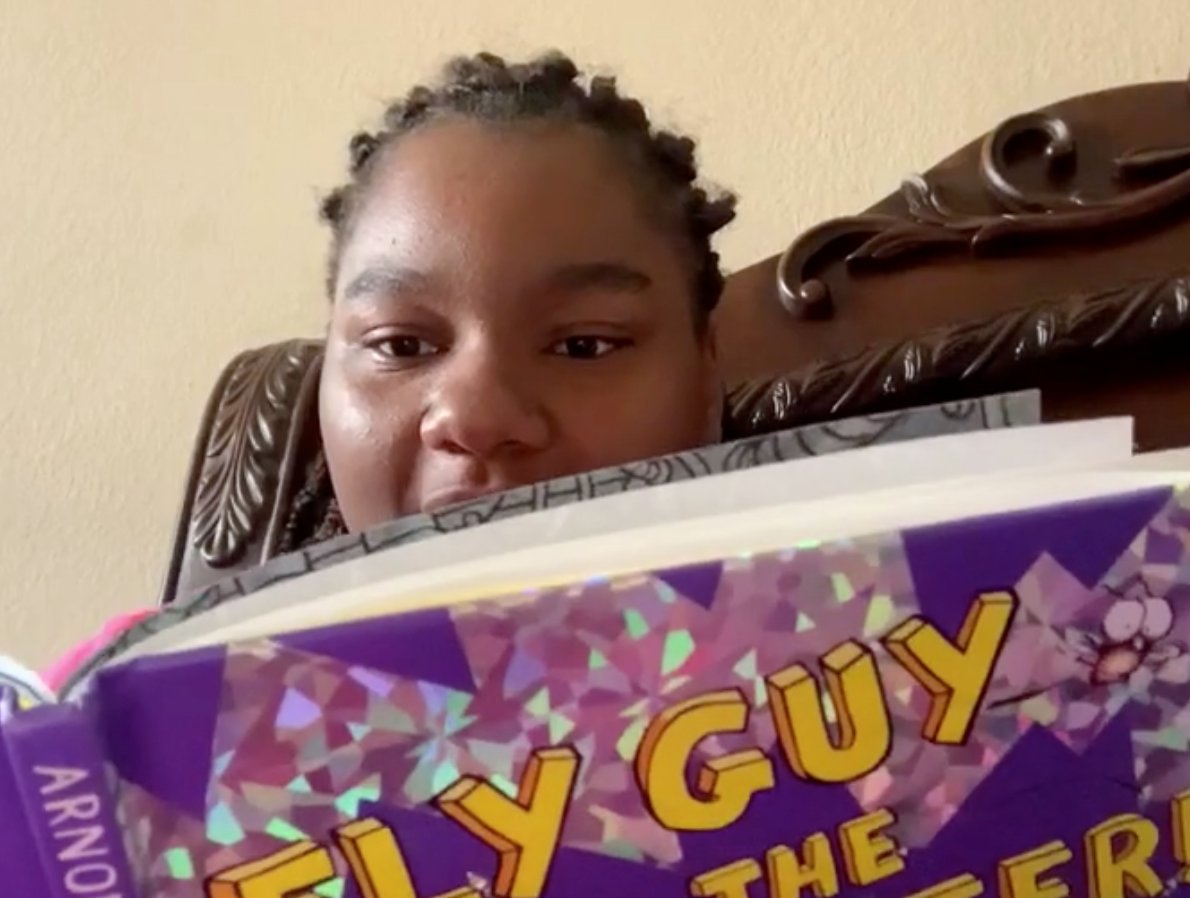 gdentonpink's tweet photo. I can't tell you how excited I was to see these two familiar faces reading books on Flipgrid! It makes my heart smile to see my grown-up former 2A class members. Thanks, Coach Lowery, for putting this together. @NicholeMBentley #2Apink #CISDTogetherAtHome https://t.co/2bn6Wa2o2j
