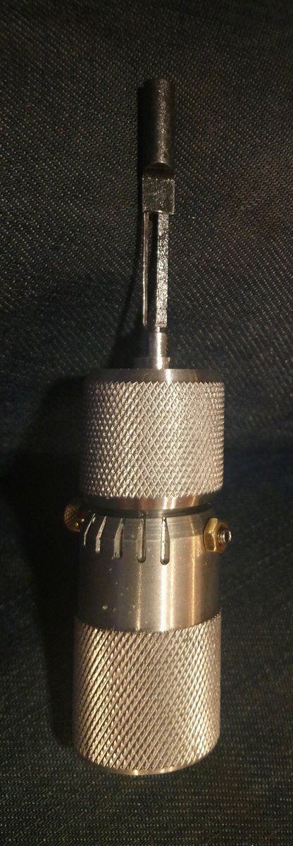 Matt_Smith_Hux's tweet photo. The latest incarnation of The Ableater, dedicated Abloy Classic pick. Still much to do but getting there!
One day I might even get to make the successor to it, if/when the need arises.
#locktoolMaking #ableater #locksmithing https://t.co/vpzy2o9aKt