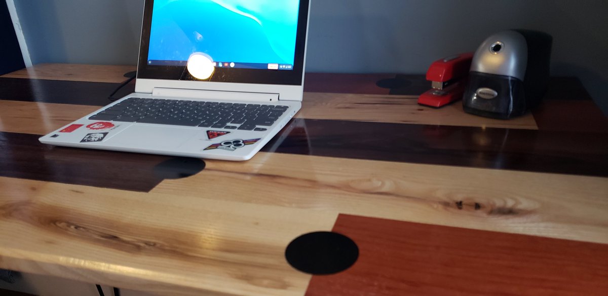 NightingaleWoo1's tweet photo. My wife and sons desk is finished. Multi-paneled with black epoxy circles. #hickory #ash #tigermaple #brazilianrosewood #walnut #woodworking #laquerfinish #handmade https://t.co/eMkSfN6cGF