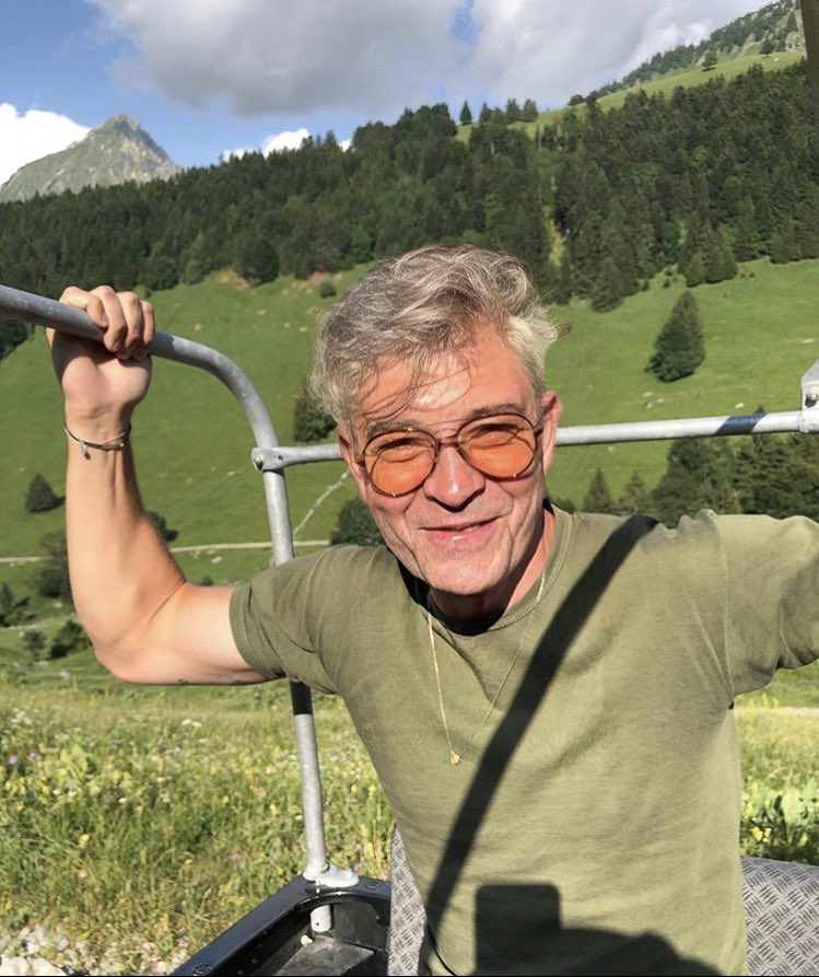 sebabbr's tweet image. il vecchio più figo. 
TANTI AUGURI A ME. 
+26